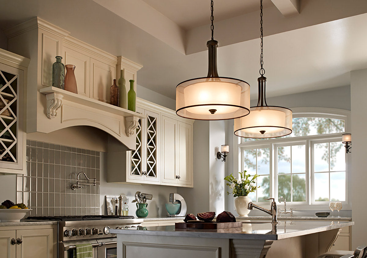 Kitchen & Dining